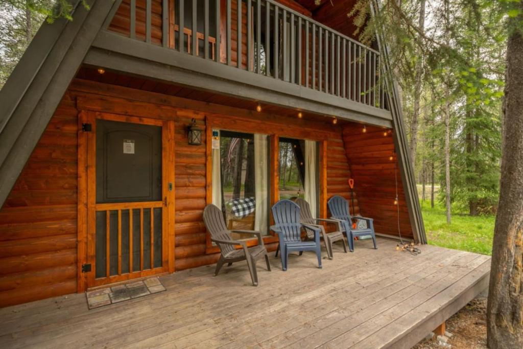 J10 Cabin, Island Park