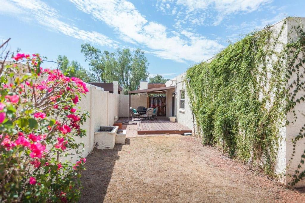 Private Patio-Cubbies Close By-Easy Freeway Access, Mesa