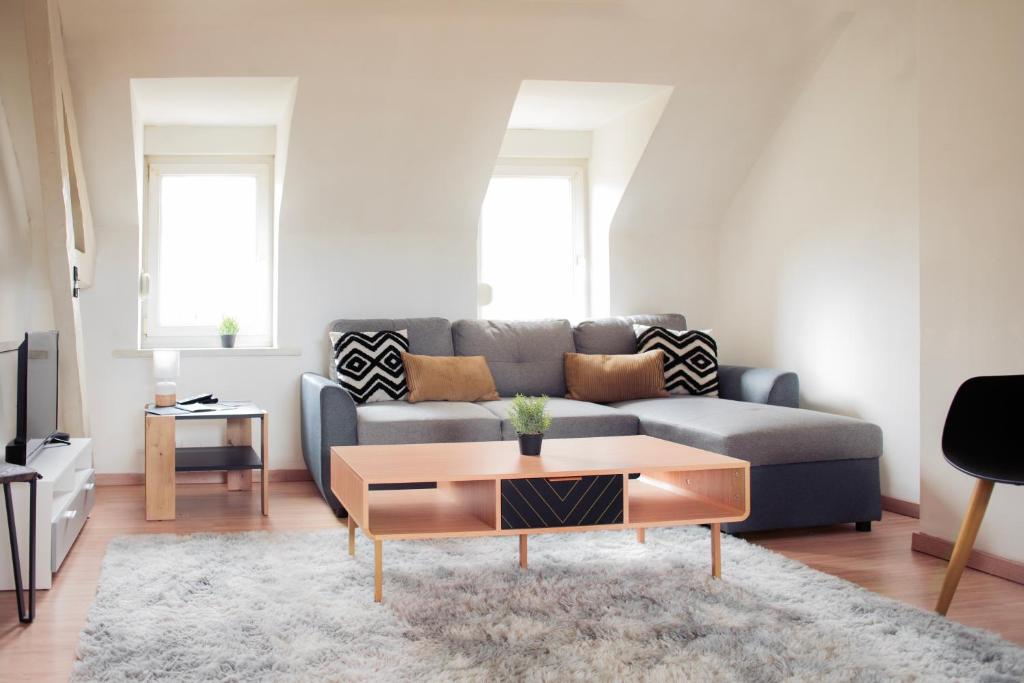 ++++ CENTRAL COSY DUPLEX ++++ A 5 MIN DES REMPARTS ET 12 MIN DE PLACE DALTON A PIEDS - 3