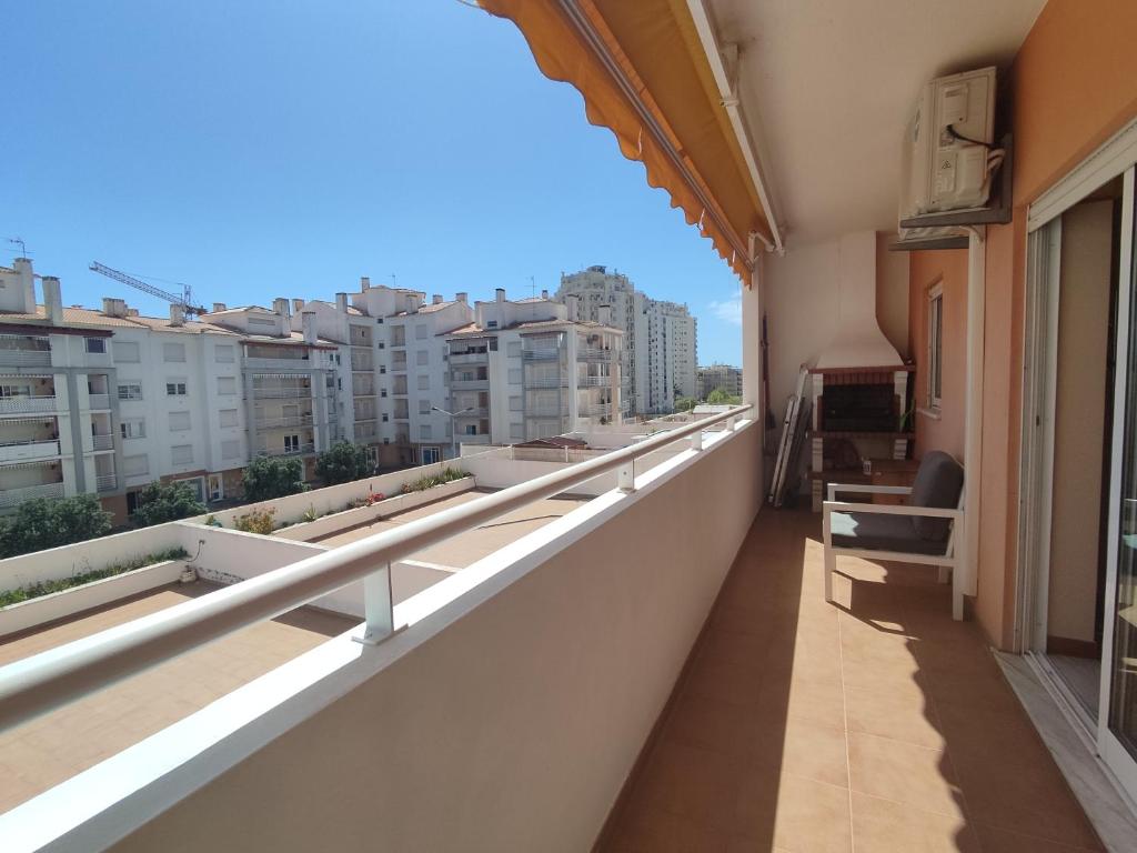 1G Arcos 2 - Casas & Papéis, Armação de Pêra