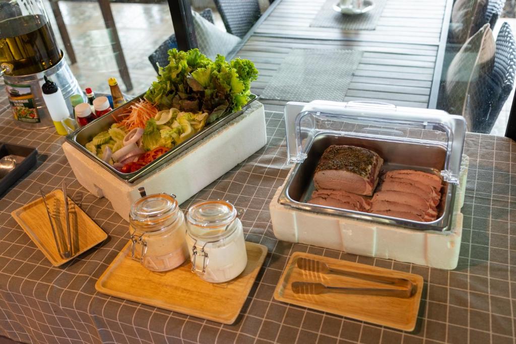 อาหารและเครื่องดื่ม