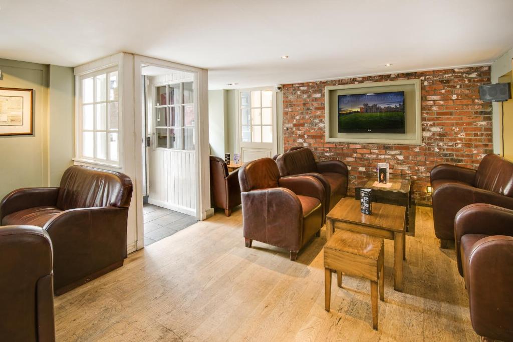 Queenshead Hotel Kelso photo