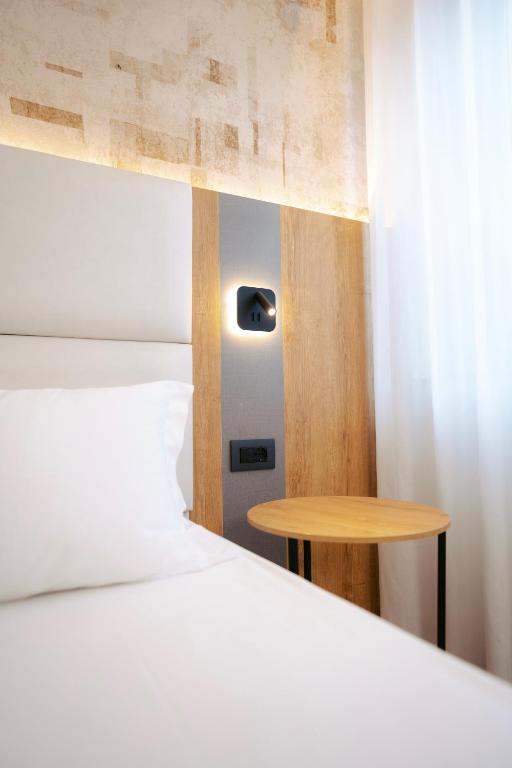 Hotel Everest - 5