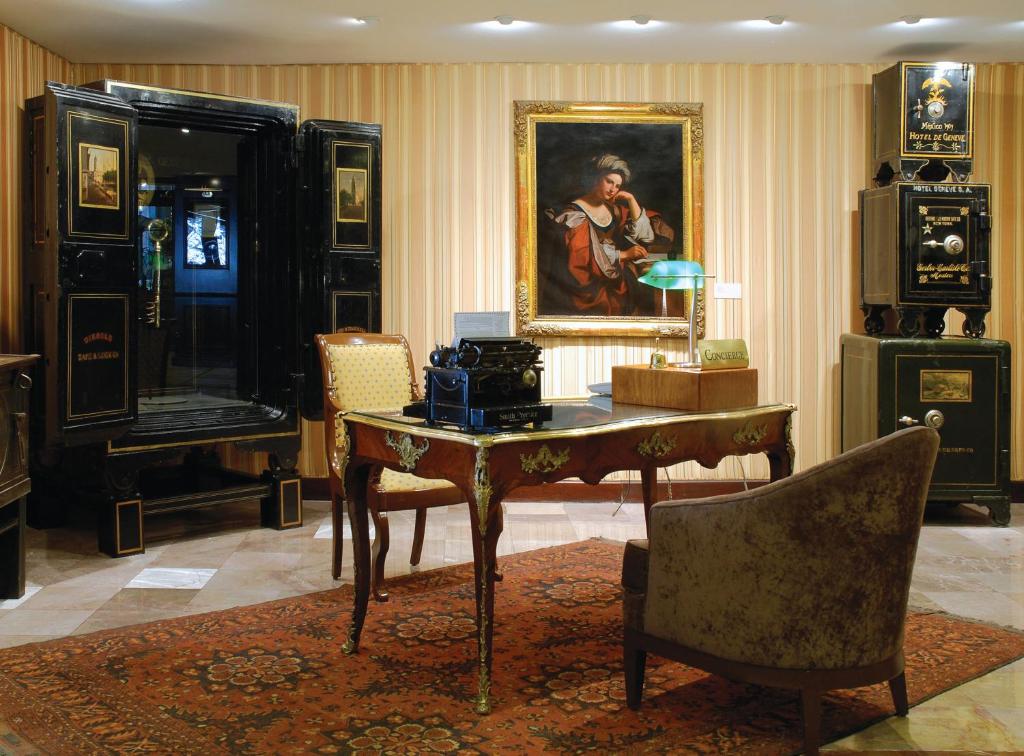 Hotel Geneve photo