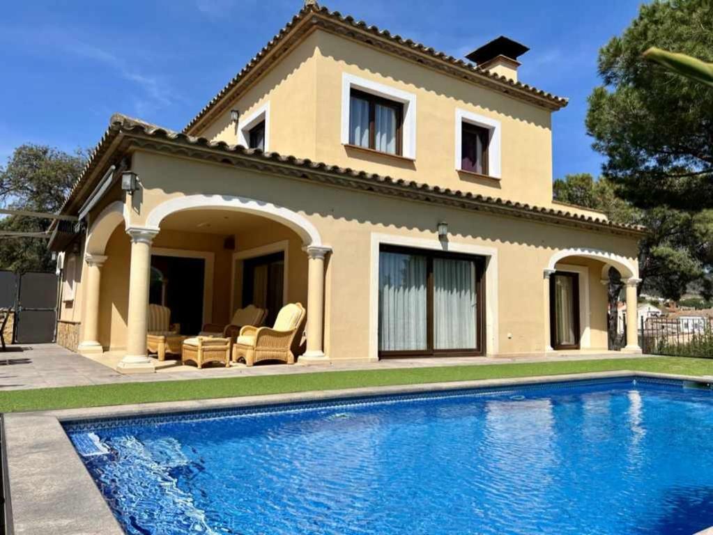 Casa Judibar con zona de barbacoa y piscina - 3