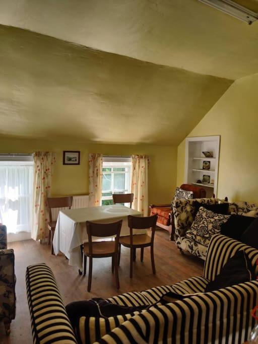 The Old Public House, Mullaghbane