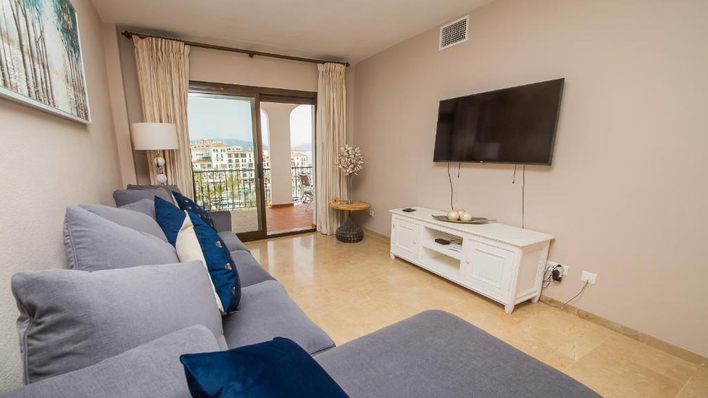 Marina Real 253 - 2