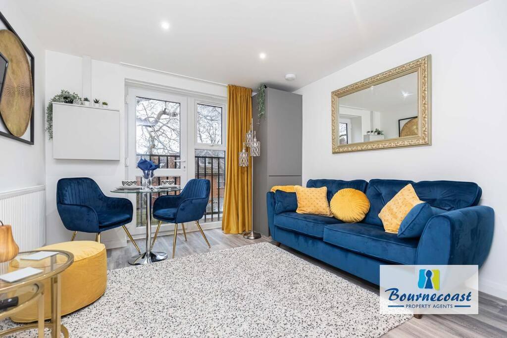 Bournecoast: Modern apartment near beaches -FM9580, Bournemouth