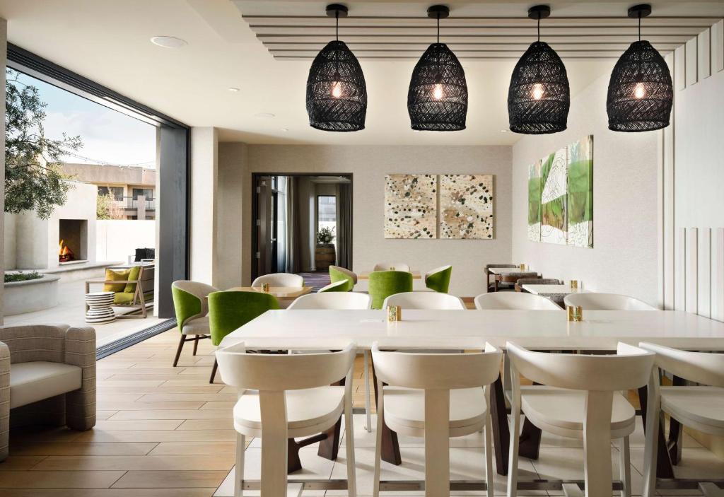 The Knoll Hotel Napa Valley, Tapestry by Hilton レストラン