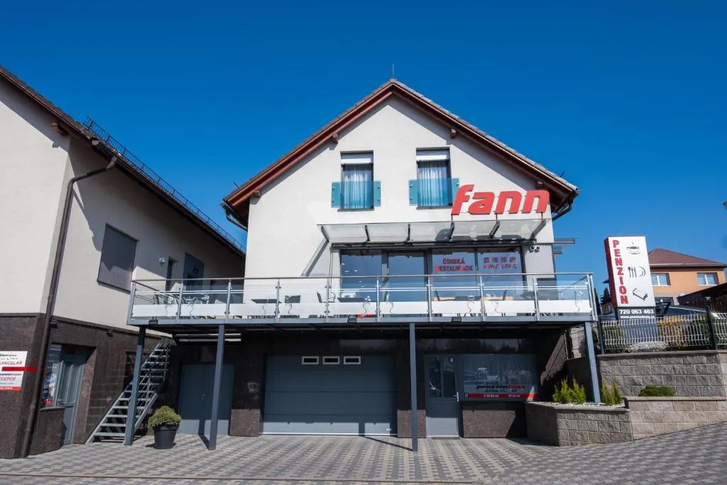 Penzion Fann, hotel v destinaci Humpolec