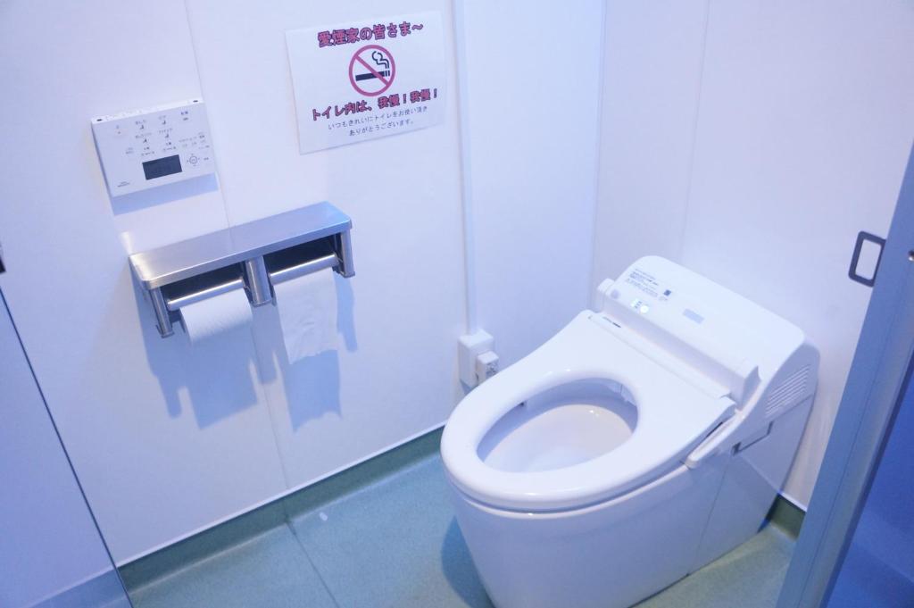Capsule Hotel 310 photo
