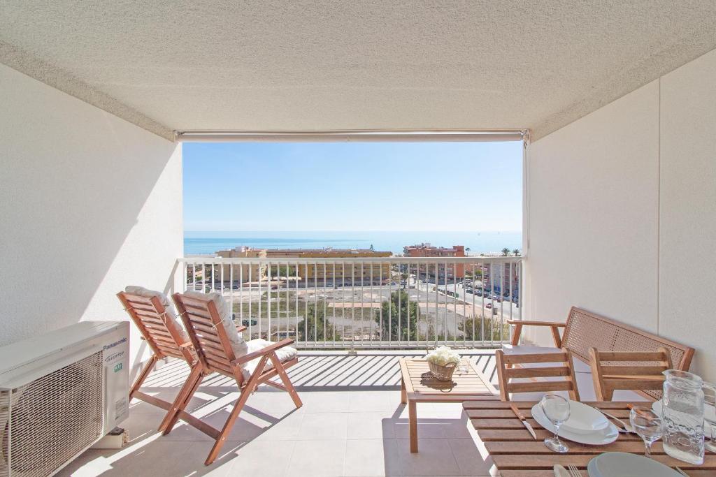 Global Properties, Moderno apartamento con terraza y vistas al mar, Canet de Berenguer