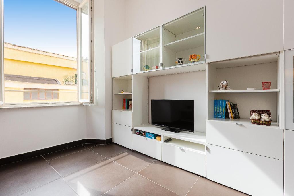 Tasso by Rental in Rome, Roma