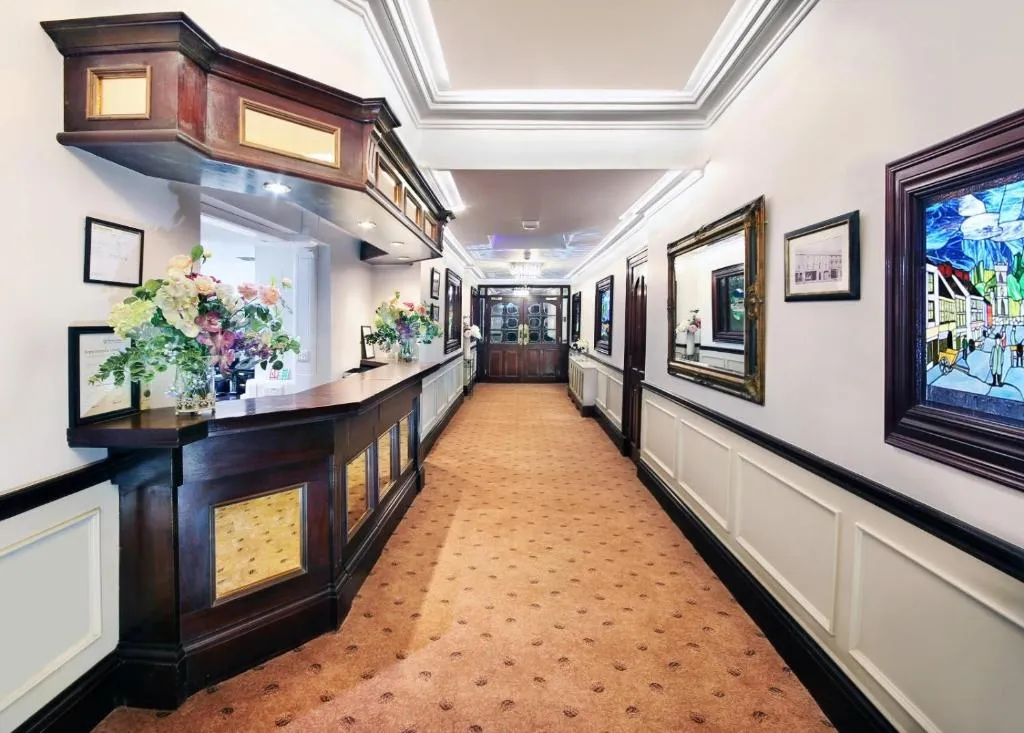 The Bailie, Main St Bailieborough, A82T6C6, hotel in Cavan