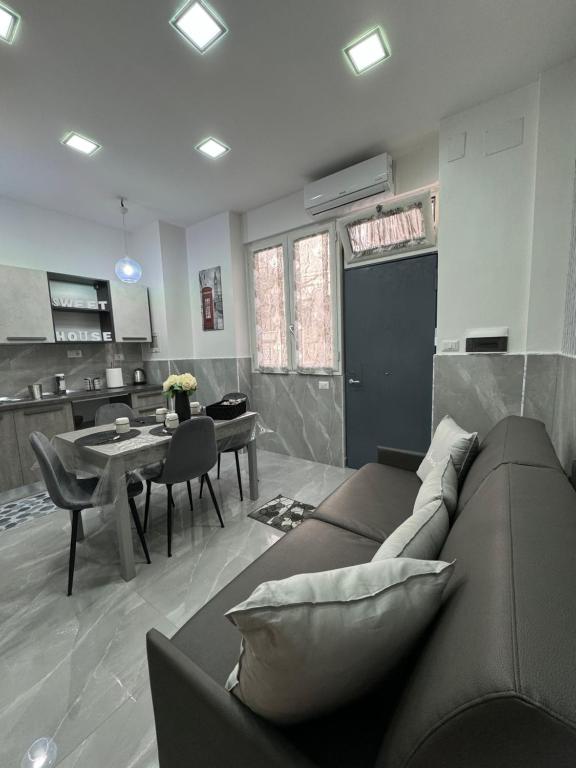 Sweet House - 4