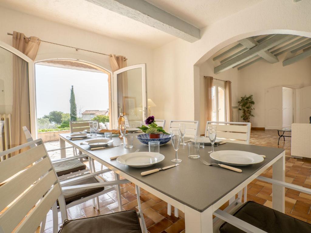 Holiday Home L'Escarpe des Arbousiers by Interhome - 5