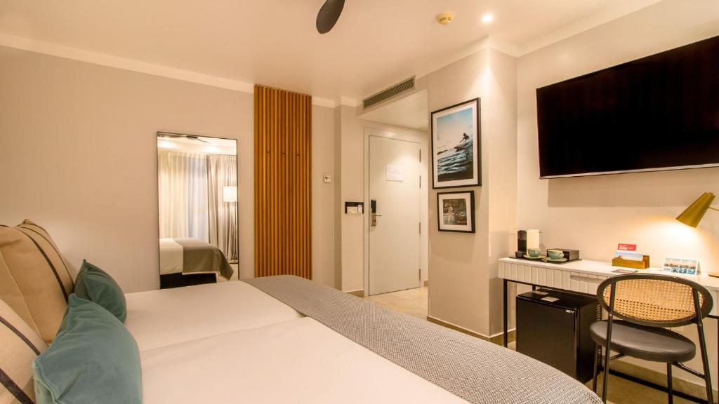SOLYMAR Gran Hotel — Pokoje in Calpe, Wspólnota Walencka