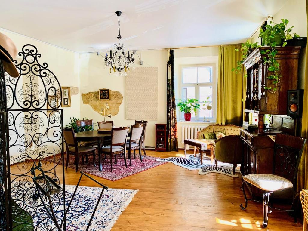 Unique 2 bedroom apt with a vintage touch (4+1), Vilnius
