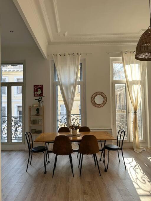 Superbe Appartement - 3 chambres (5 min Vieux Port - Rue Paradis) - 5