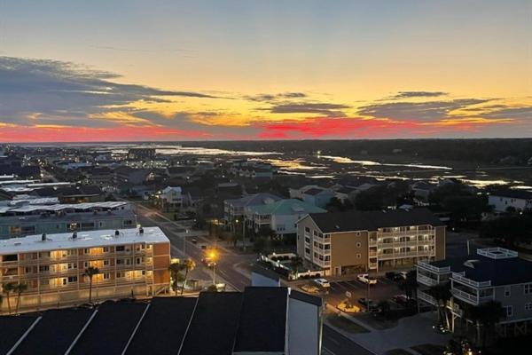 Beautiful Oceanfront Condo 1202, Myrtle Beach