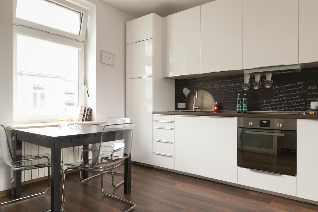 Apartament Chmielna by Your Freedom — Hotel in Warsaw