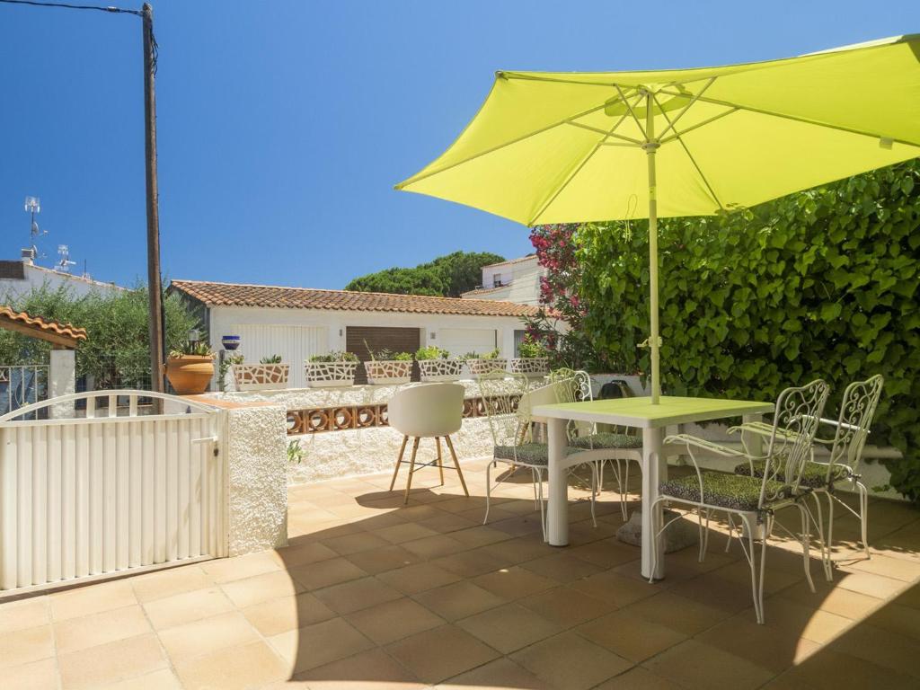 Encantador apartamento con terraza cerca de la playa - ES-325-29 - 4
