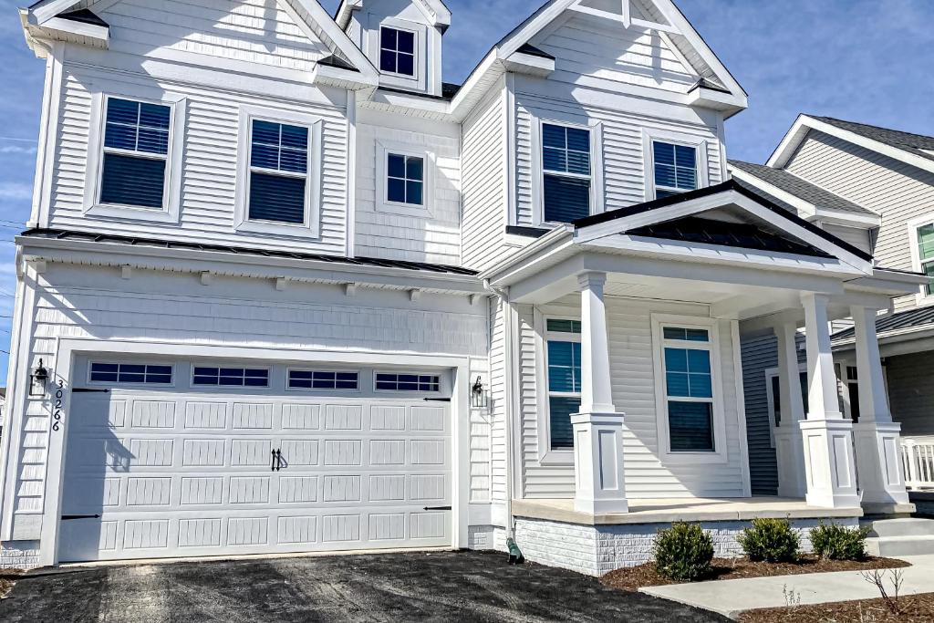 Marlin Chase --- 30266 Kona Dr, Ocean View