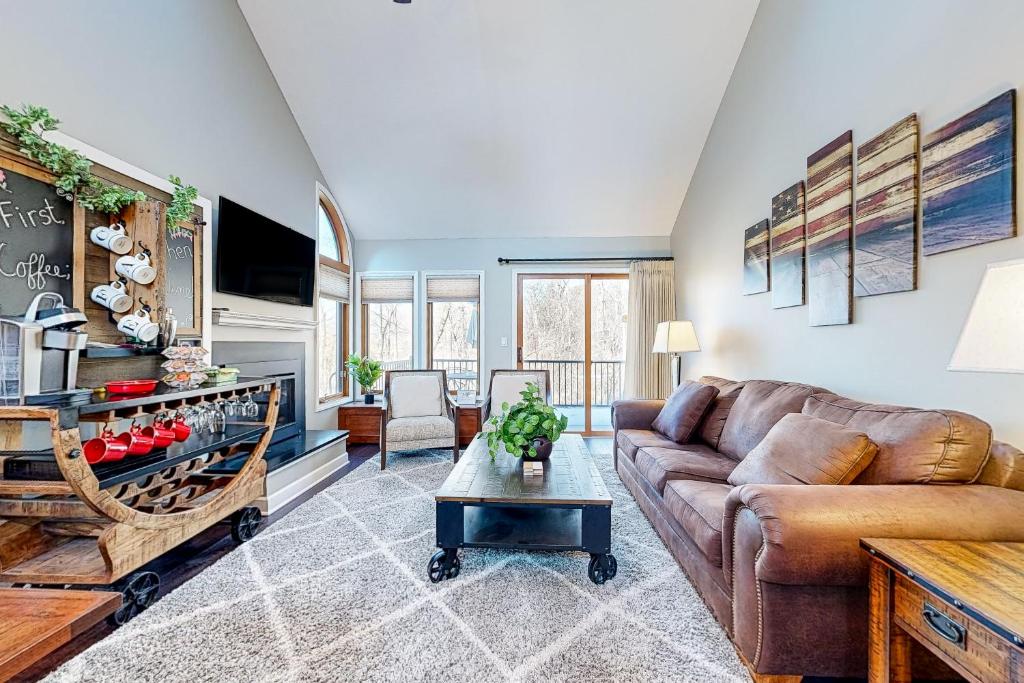 Oaks Paradise, Galena