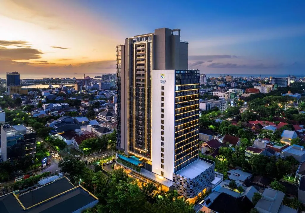 Hyatt Place Makassar，位于马卡萨的酒店