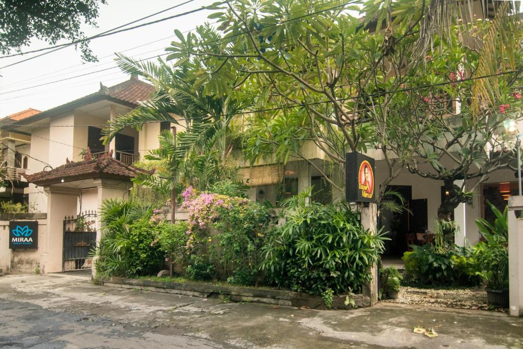 Miraa Guest House & Resto, Denpasar