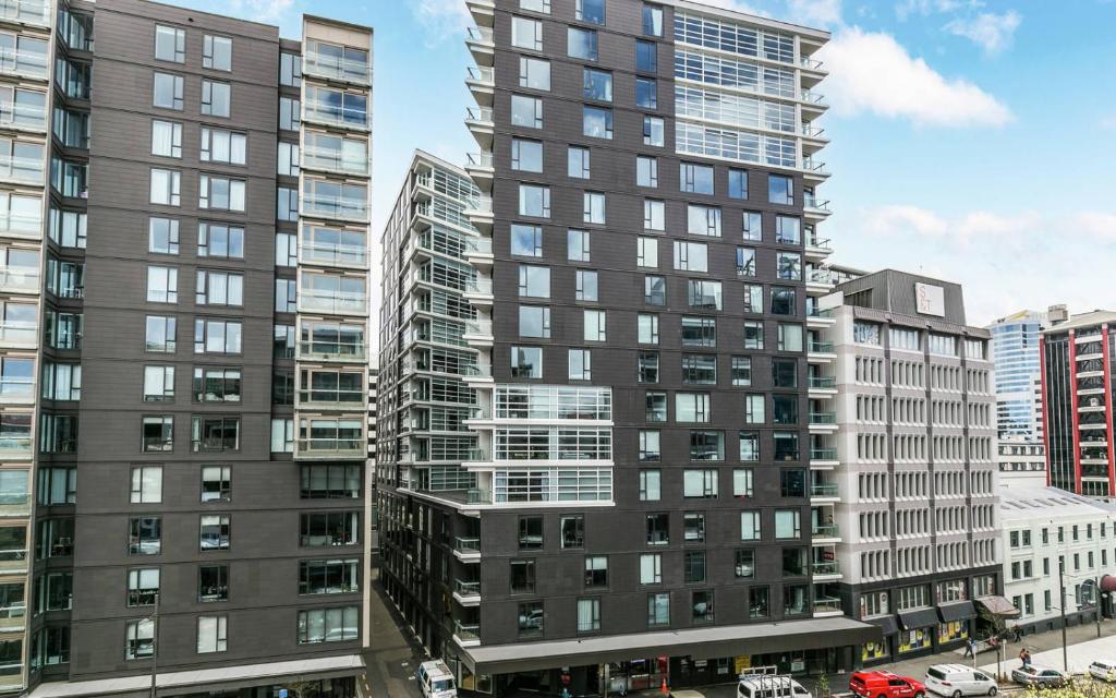 Pinnacles on Victoria St, Wellington