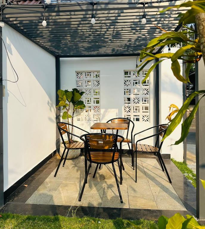 Lucy’s House Lucy’s House