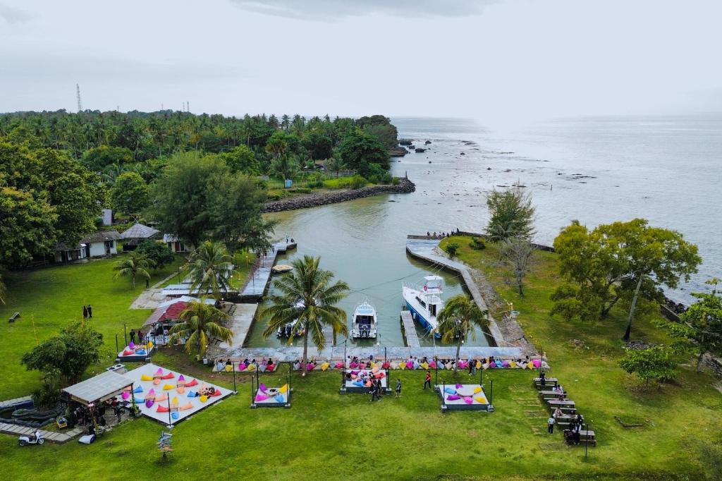 Baduy Condo AA, Kareo