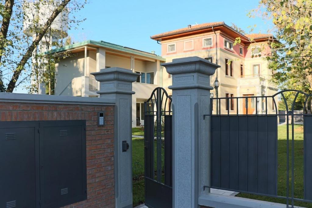 Villa delle Rose photo