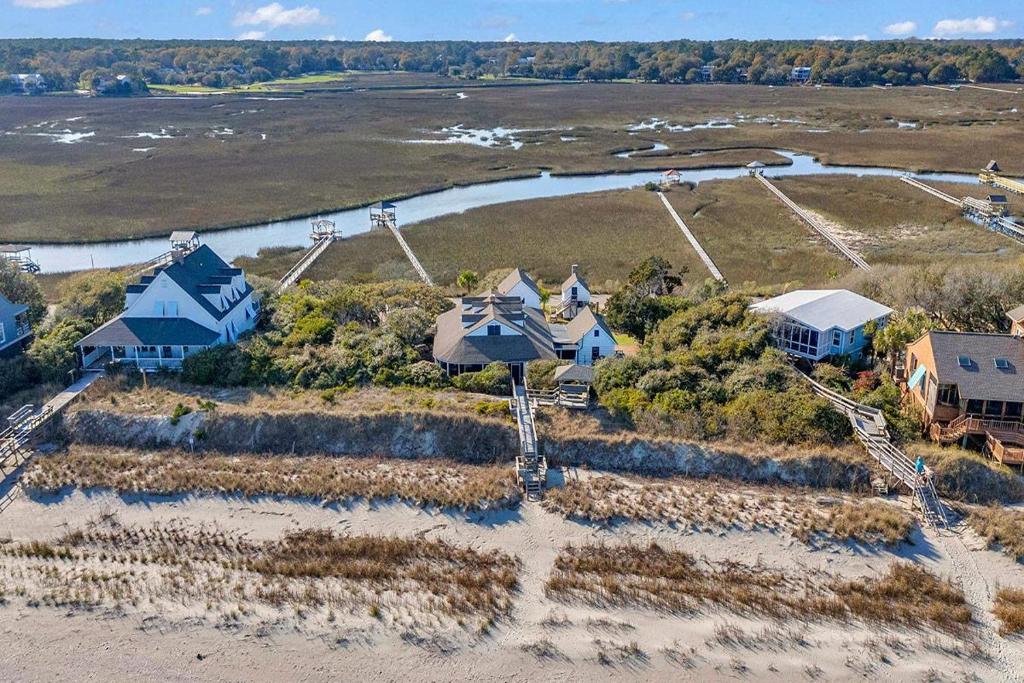 Lemon LaBruce 6 Bdrm Oceanfront Beach House, Pawleys Island