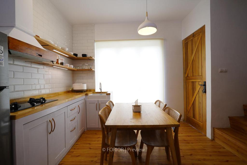 Facilities, Homestay Rumah Biru in Bandung