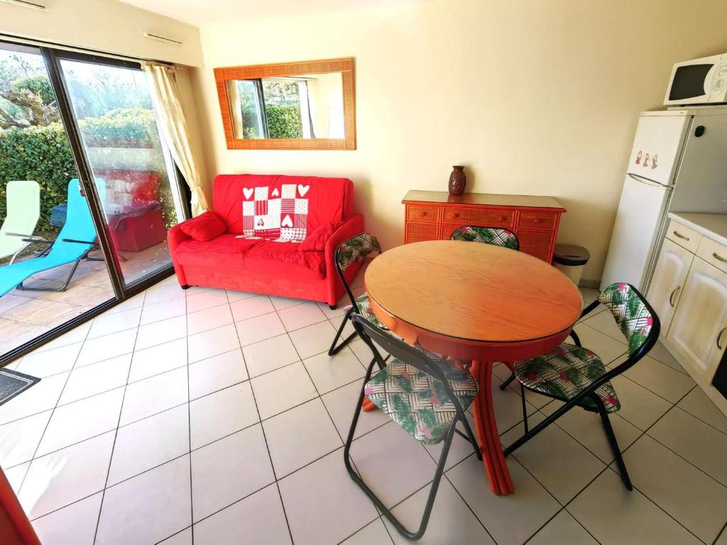 T2 pour 4 pers, jardin, parking privé, à 100m de la mer - FR-1-607-190 - 2