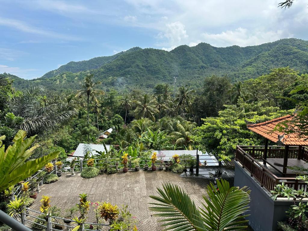 Bukit Kembang Sari