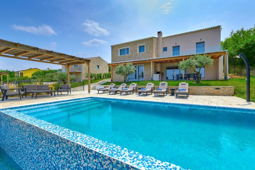 Complex Motovun, Brkač