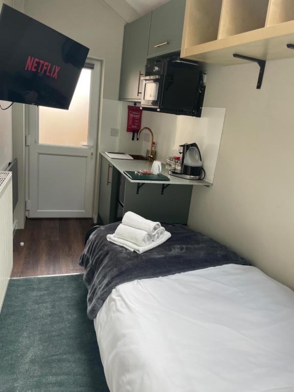 Anchor Annex, Bristol