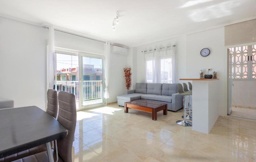 Lovely Apartment In Santa Pola With Wifi - 4