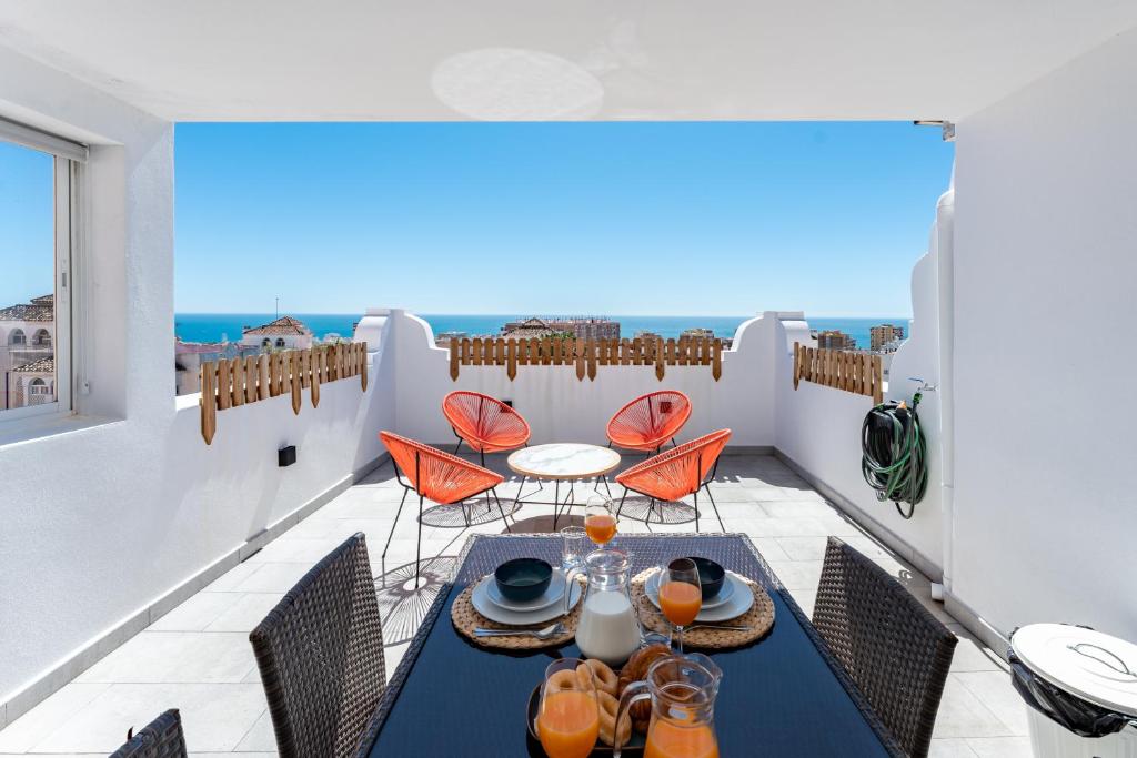 BHost - Los Carmenes, Benalmádena