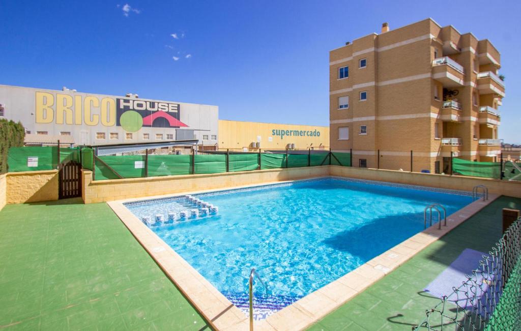 Gorgeous Apartment In Torrevieja - 1