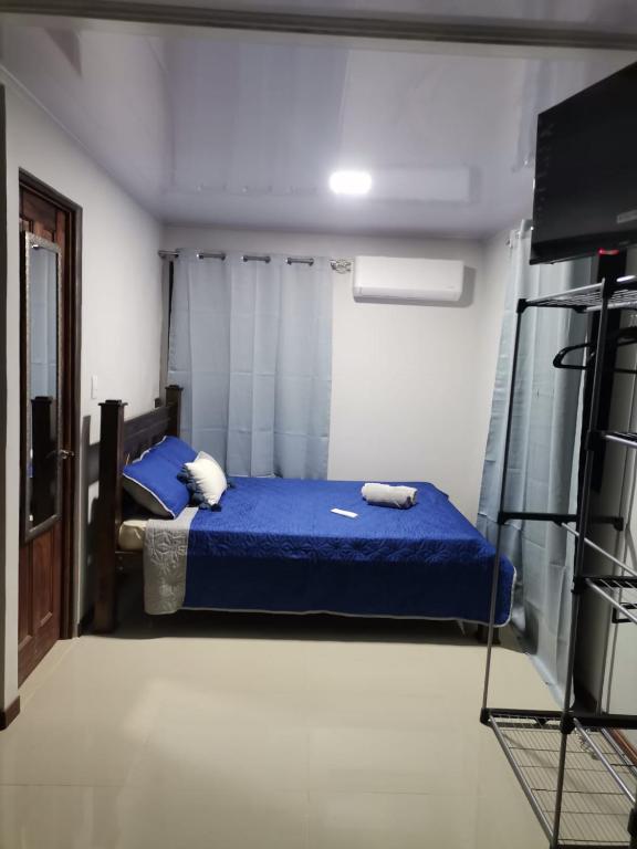 Bee, Veintisiete de Abril