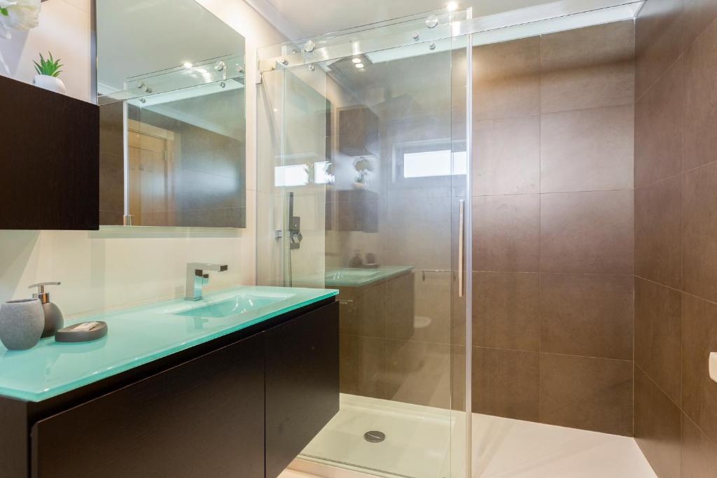 Varandas do Castelo By Garvetur — Hotel rooms in Albufeira, Faro