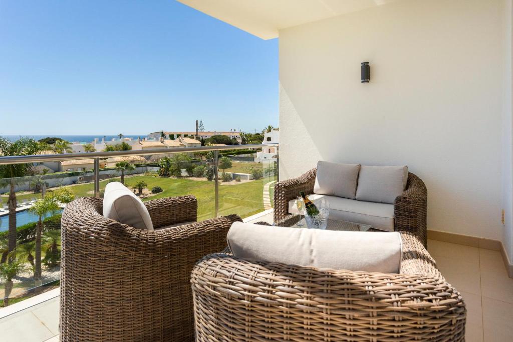 Varandas do Castelo By Garvetur — Hotel rooms in Albufeira, Faro