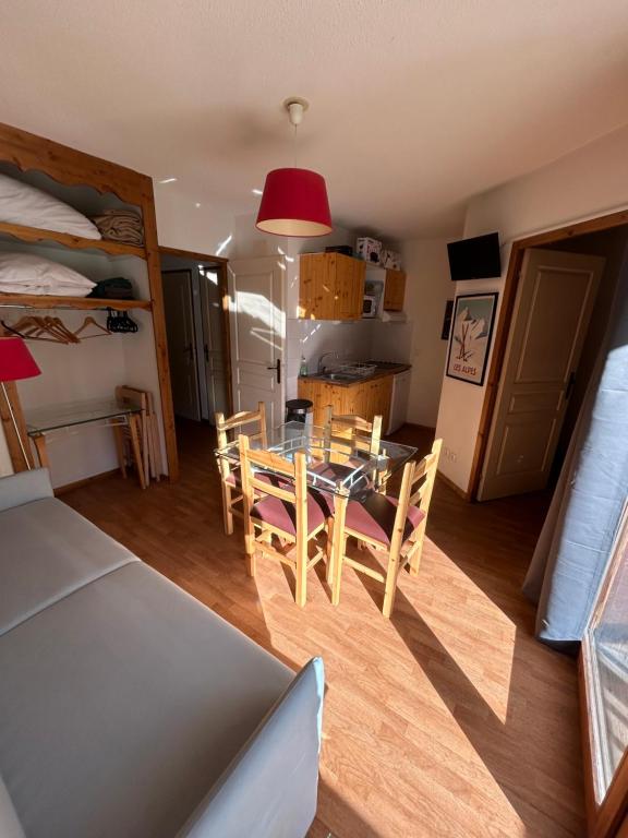 Appartement 6 couchages - Orelle 3 Vallées - Spa & Piscine - - 2