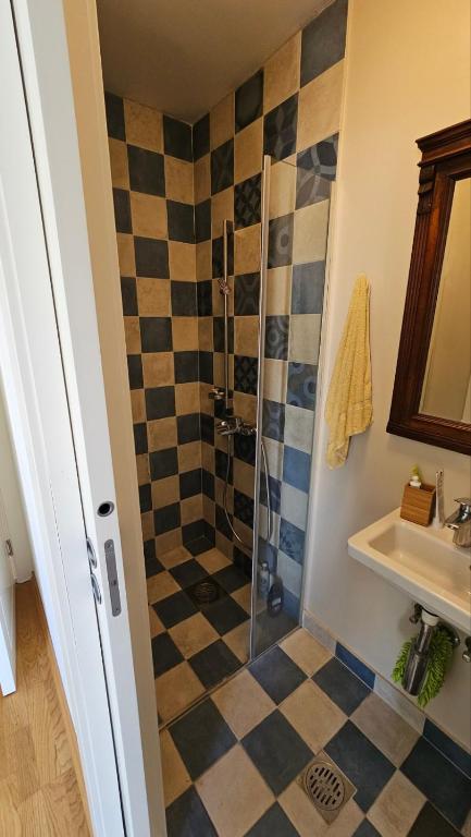 2BR sea view apartment in Kotor! - 3