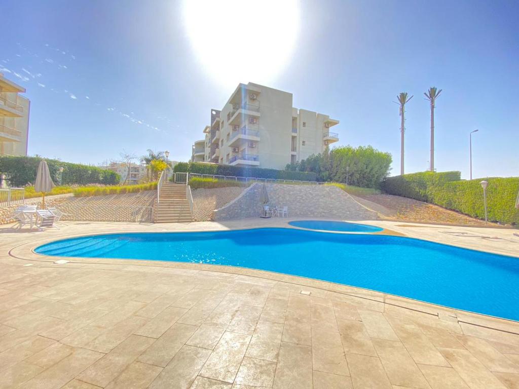 The address compound Families only, Sheikh Zayed