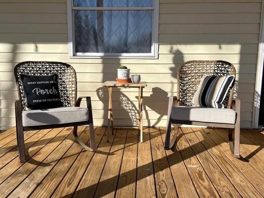 Harmony House 외부